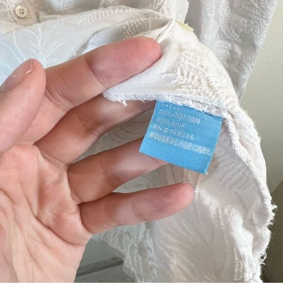 ✨ J. McLaughlin Floral Embroidered Cotton/Silk Blend Top Button Up Large White - Picture 8 of 12